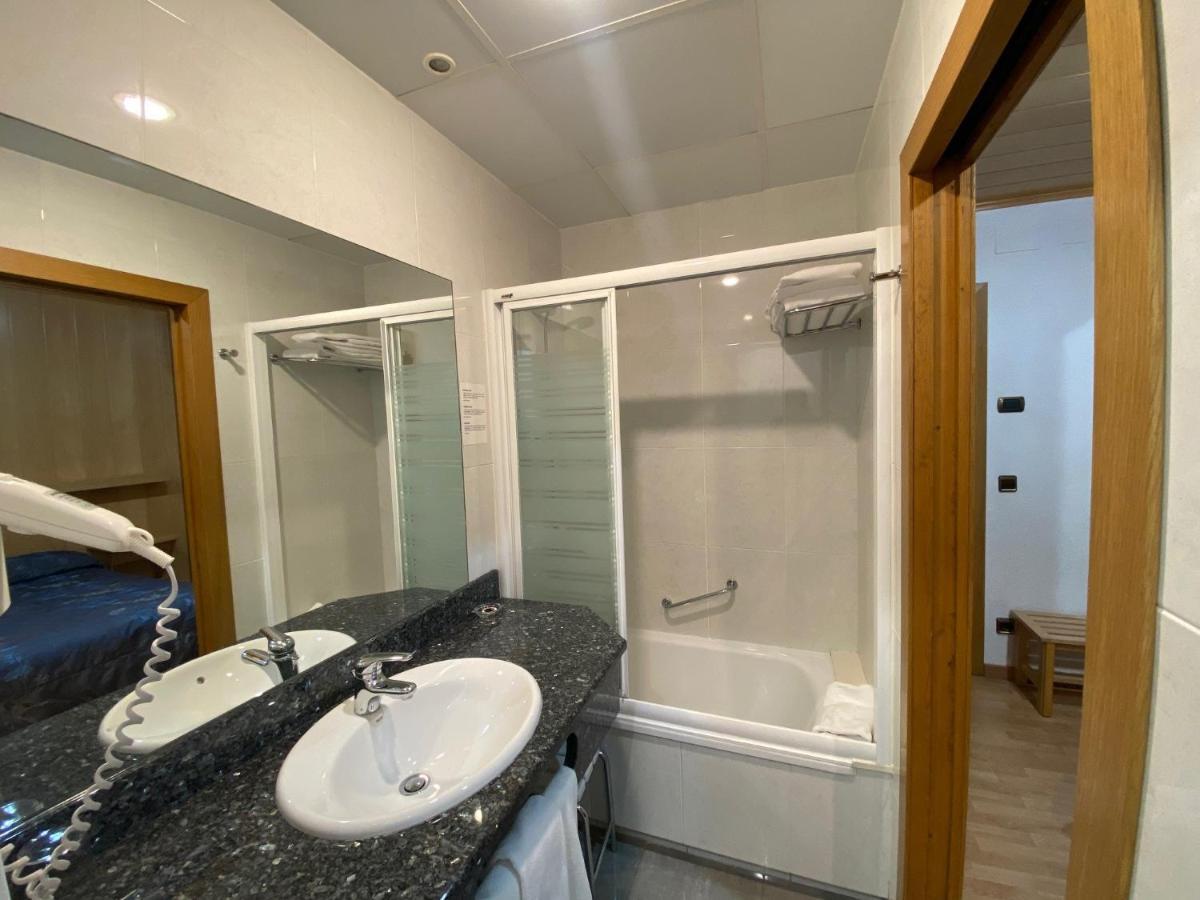 Hotel Sant Antoni Ribes De Freser Dış mekan fotoğraf