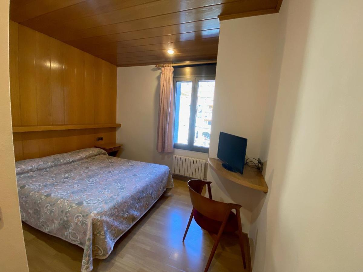 Hotel Sant Antoni Ribes De Freser Dış mekan fotoğraf