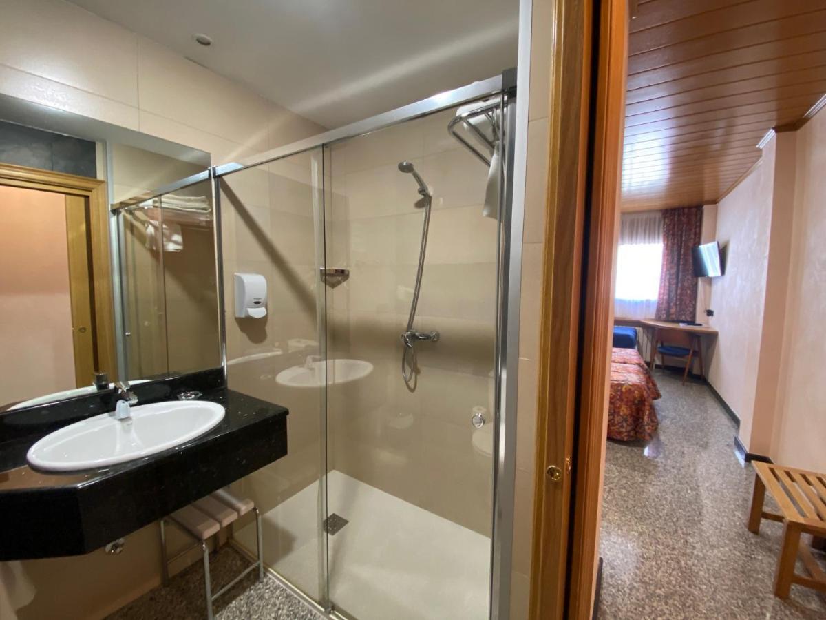 Hotel Sant Antoni Ribes De Freser Dış mekan fotoğraf
