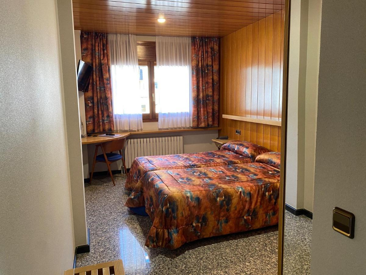 Hotel Sant Antoni Ribes De Freser Dış mekan fotoğraf