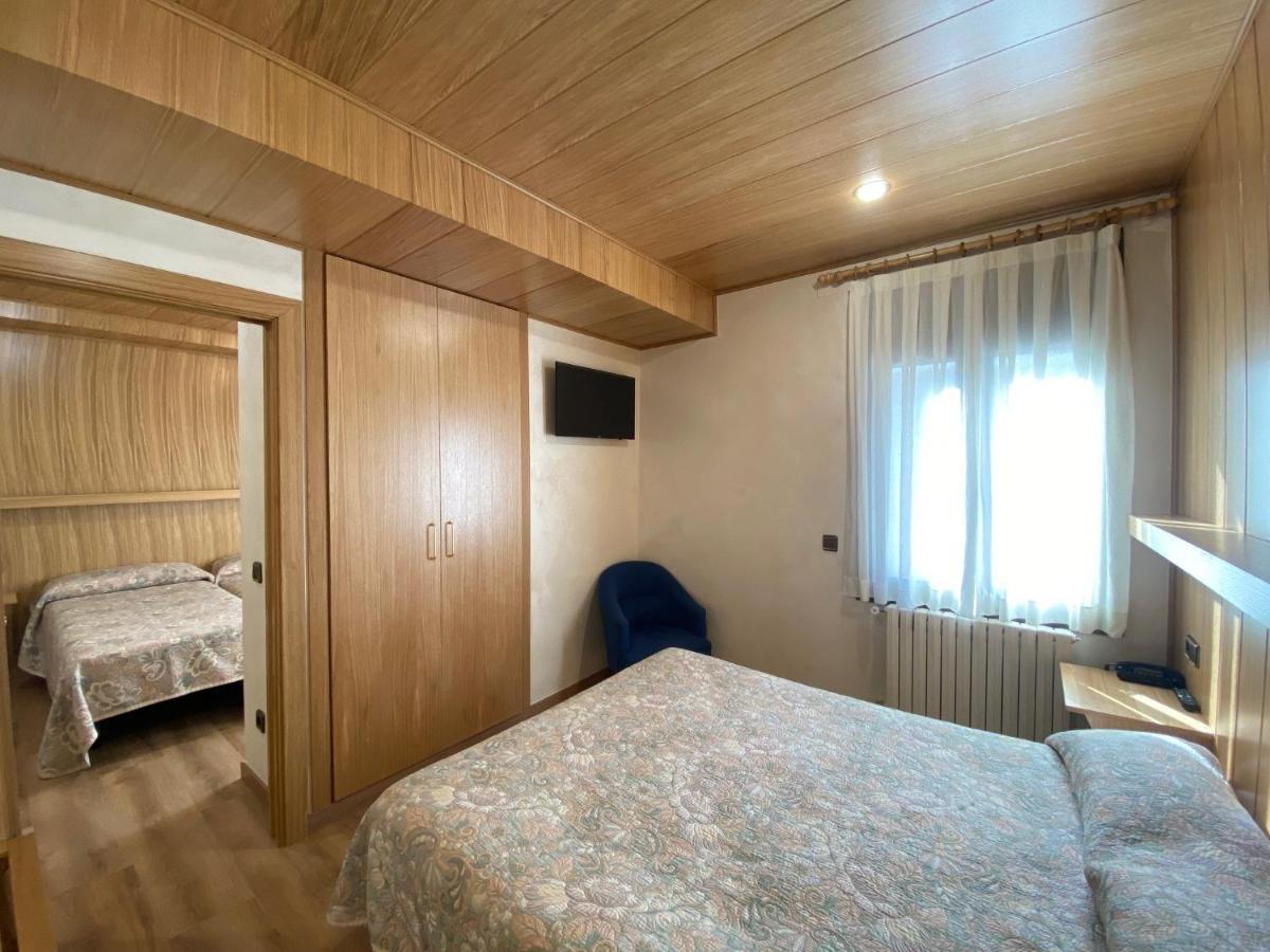 Hotel Sant Antoni Ribes De Freser Dış mekan fotoğraf